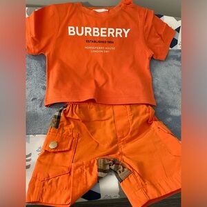 Burberry short outfit orange and original print